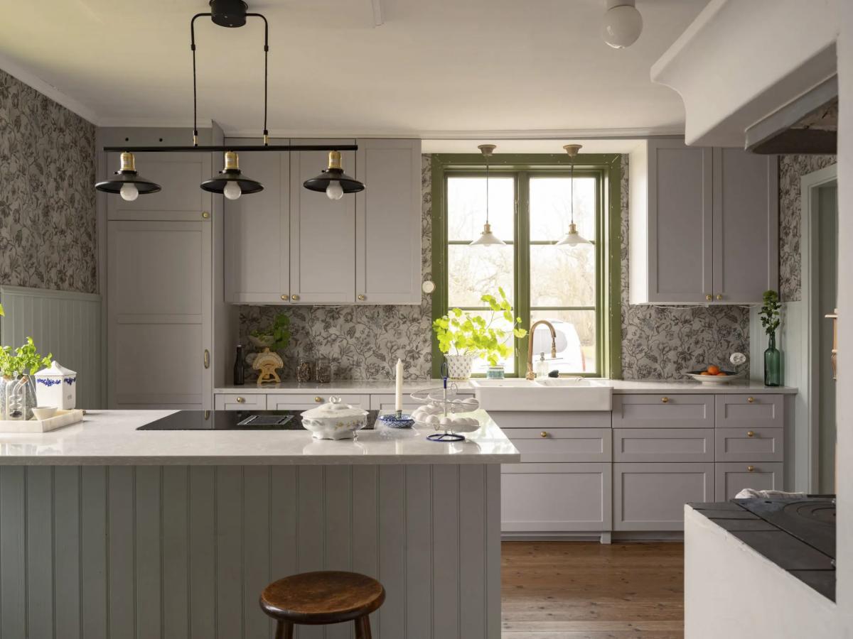 Swedish kitchen in light tones