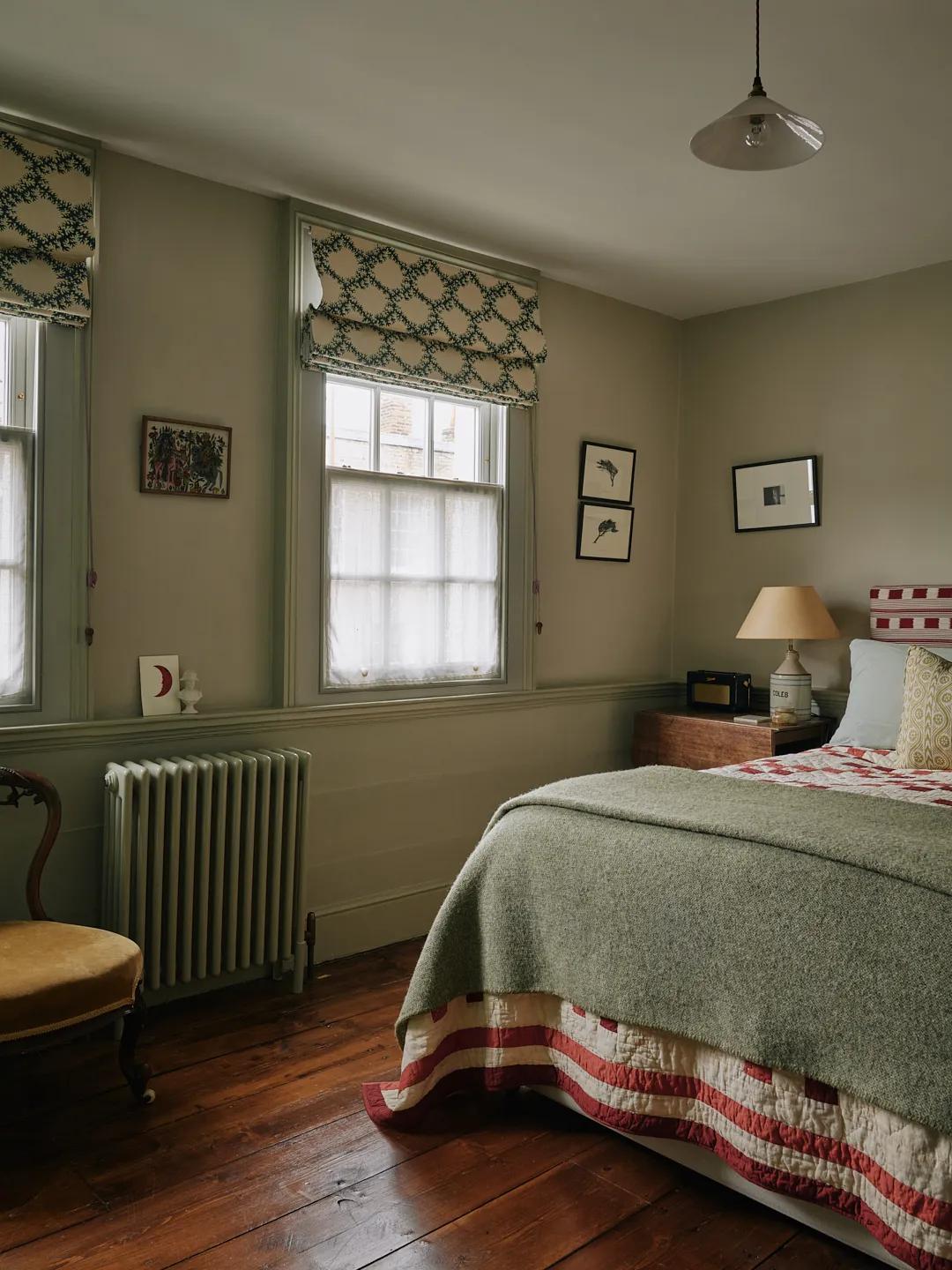 Bedroom interior in an old English house